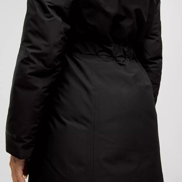 Lululemon Snow Warrior 600-Down-Fill Parka Goose Down, Size 4, $598 - Picture 3 of 11